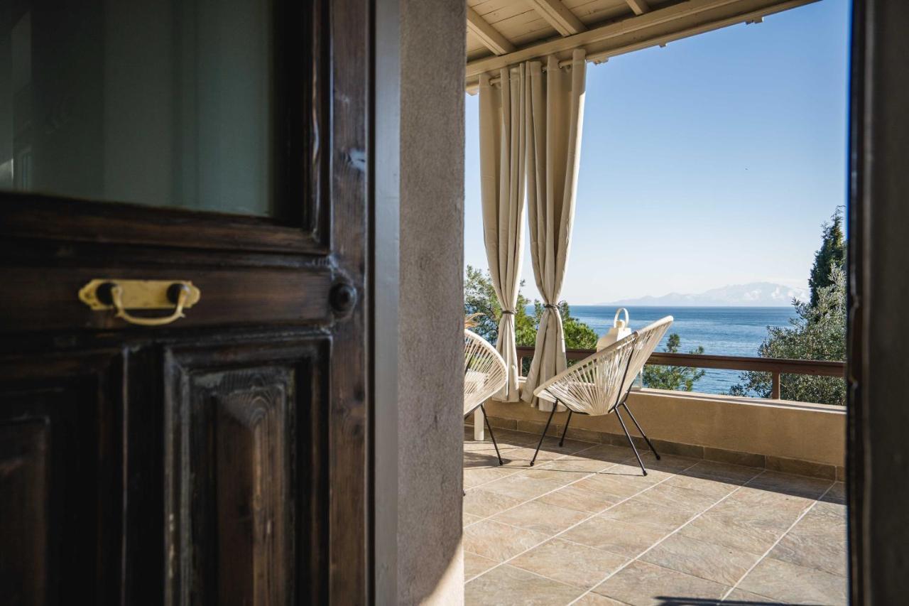 Our House 2 Luxury Suites Kavala Esterno foto