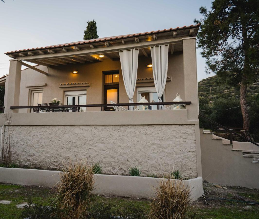 Our House 2 Luxury Suites Kavala Esterno foto